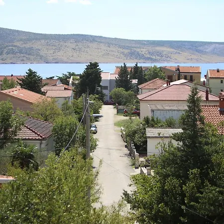 Francesca Apartman Starigrad-Paklenica