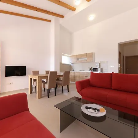 Francesca * Starigrad Paklenica