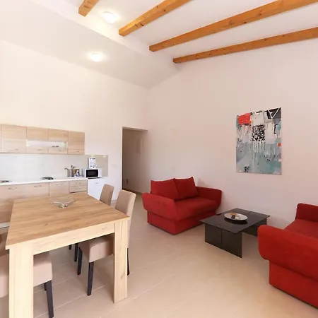 Francesca Apartman