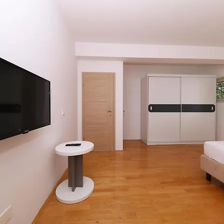 Apartman Francesca Starigrad Paklenica